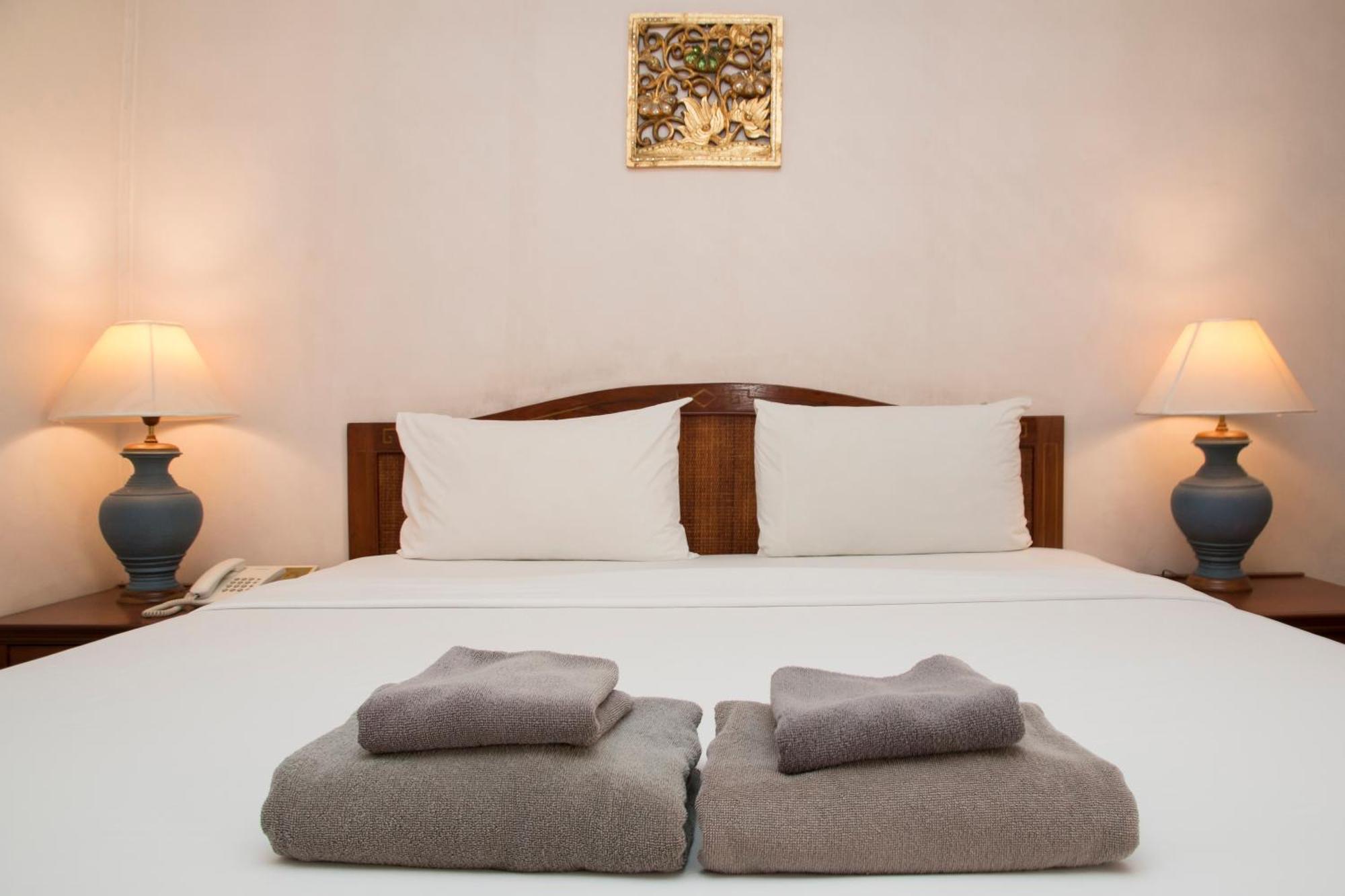 S Lodge Pattaya Formally Sabai Lodge Екстериор снимка