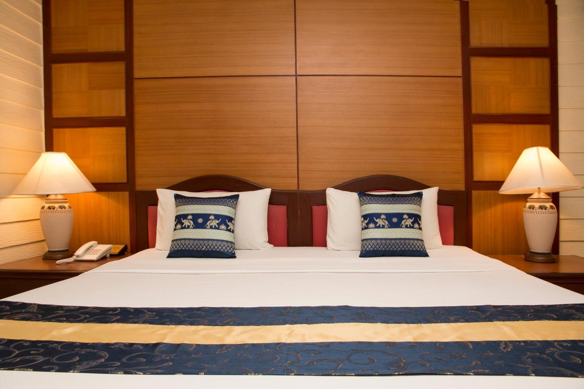 S Lodge Pattaya Formally Sabai Lodge Екстериор снимка