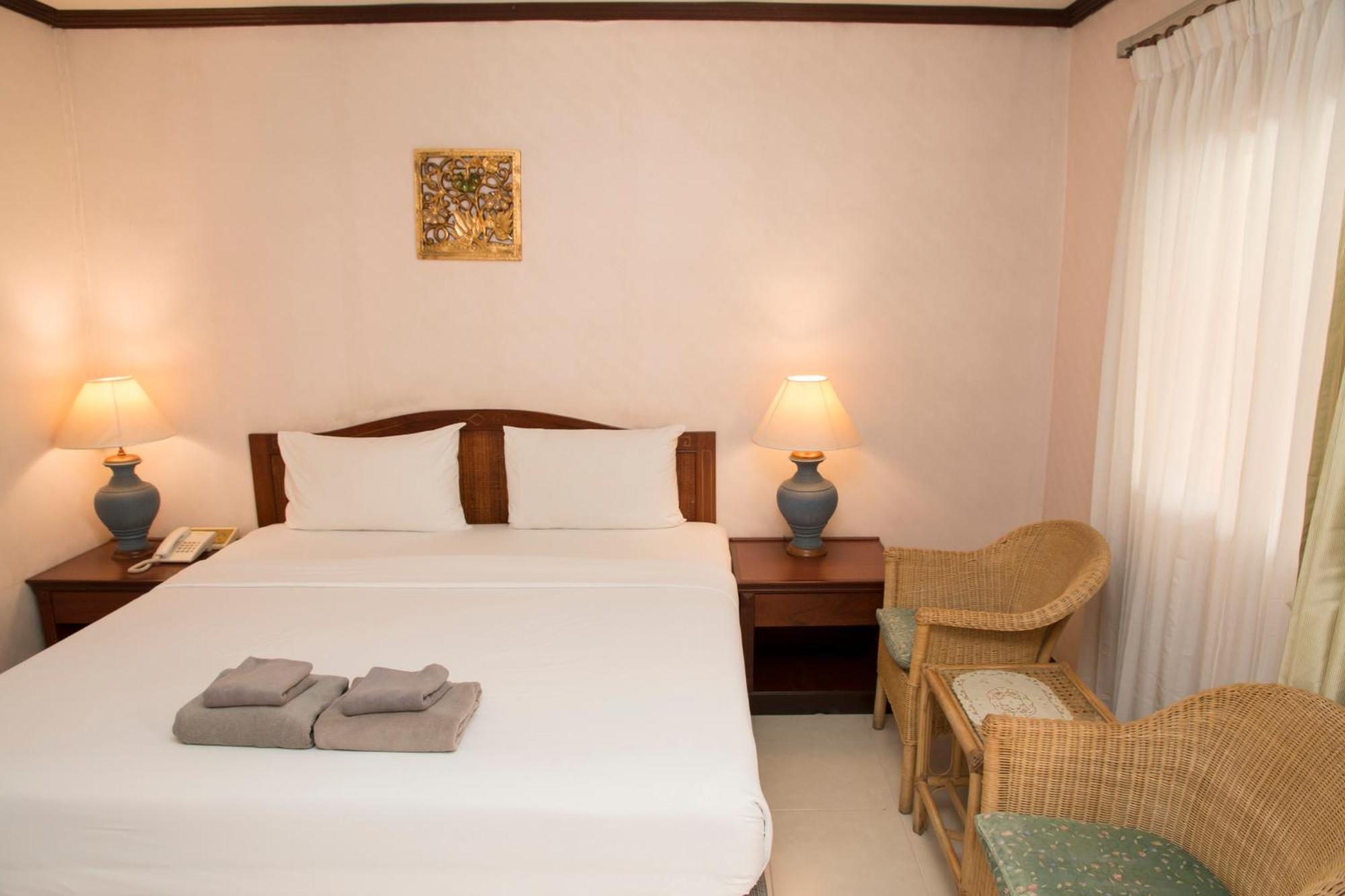 S Lodge Pattaya Formally Sabai Lodge Екстериор снимка